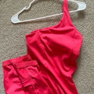 hot pink one shoulder exercise dress